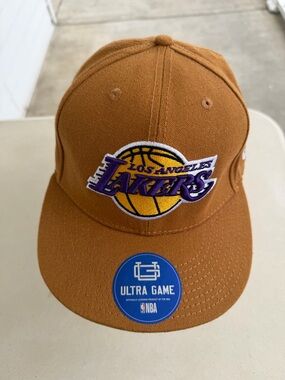 NBA Ultra Game Los Angeles Lakers OS Adjustable Flat Bill Camel Brown EUC